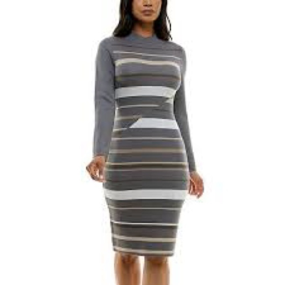 ✨ Nina Leonard Striped Sweater Dress ✨
Size S - Picture 2 of 9